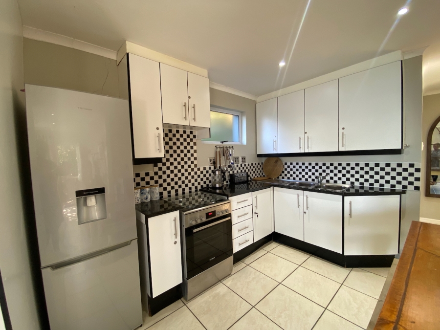 3 Bedroom Property for Sale in Cintsa East Eastern Cape